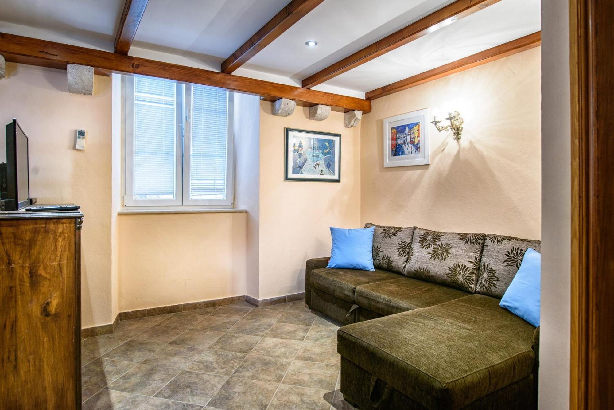 Amoret Apartament *