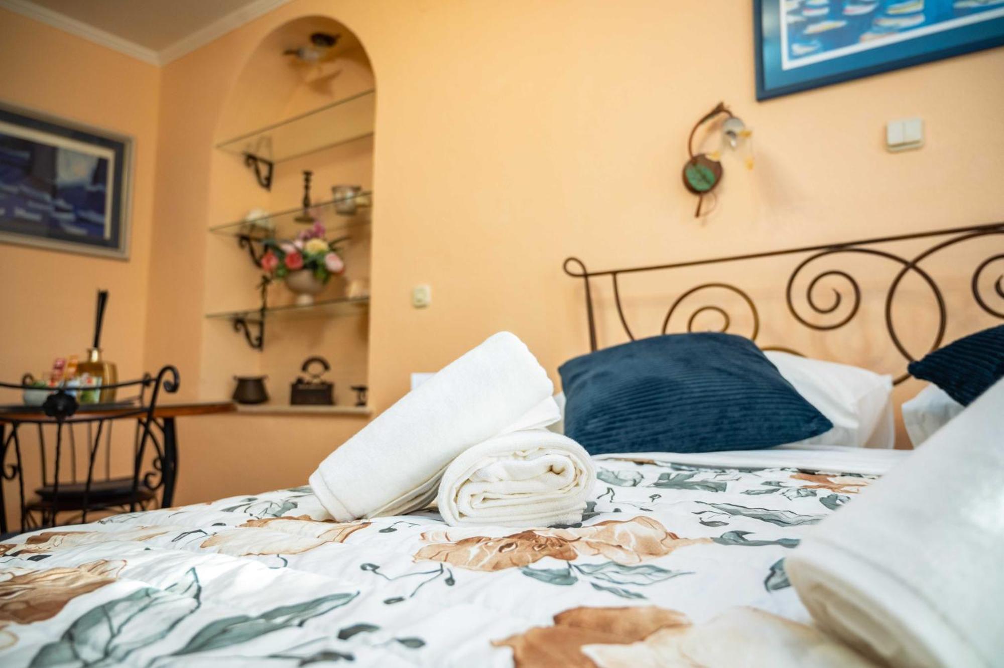 Amoret Apartament *
